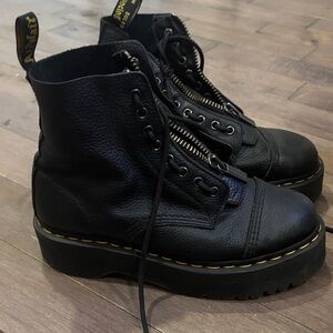 Dr. Martens Black Sinclair pebbled leather boots